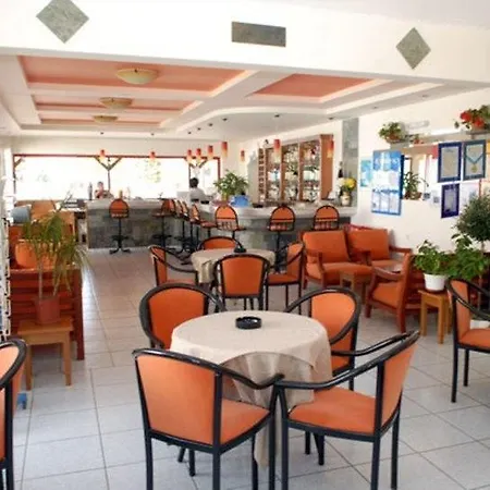Lenaki Apartment *